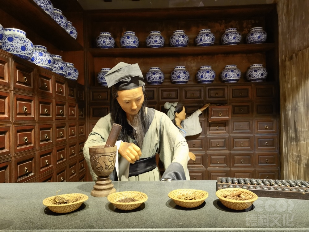 復古文化館展館裝修如何選擇合適的復古風格畫框？